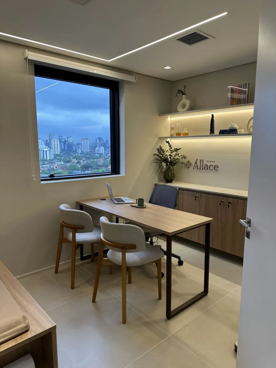 Sala de atendimento da Clínica Állace, consultório da Dra. Andrêsa Lima na Vila Olímpia, São Paulo